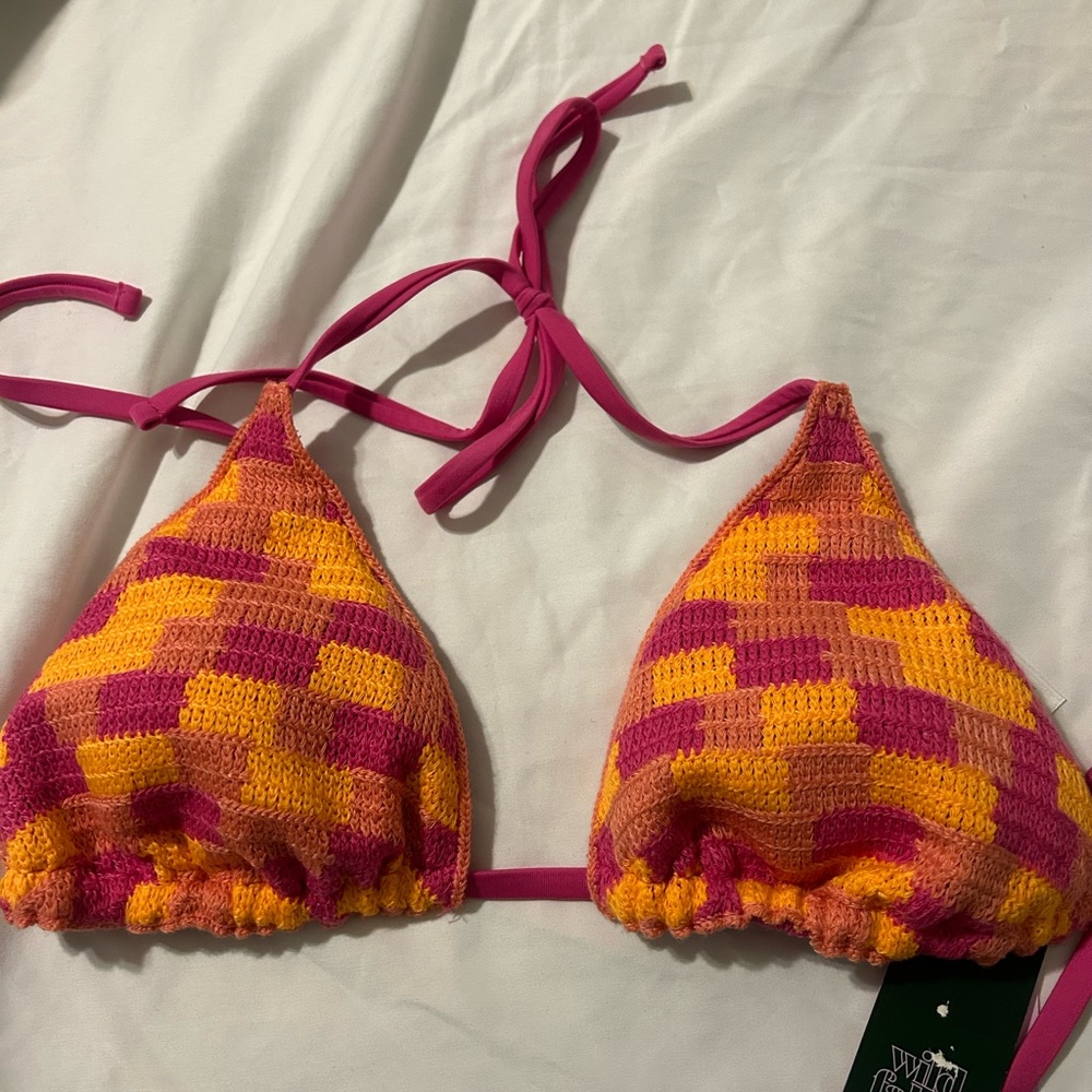 Women’s bikini top WITH TAGS size small Target